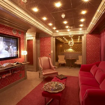 Hotel Heer Hugo 4*
